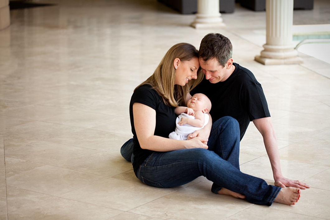 Mariel and Joey: Newborn photos at home in Richardson