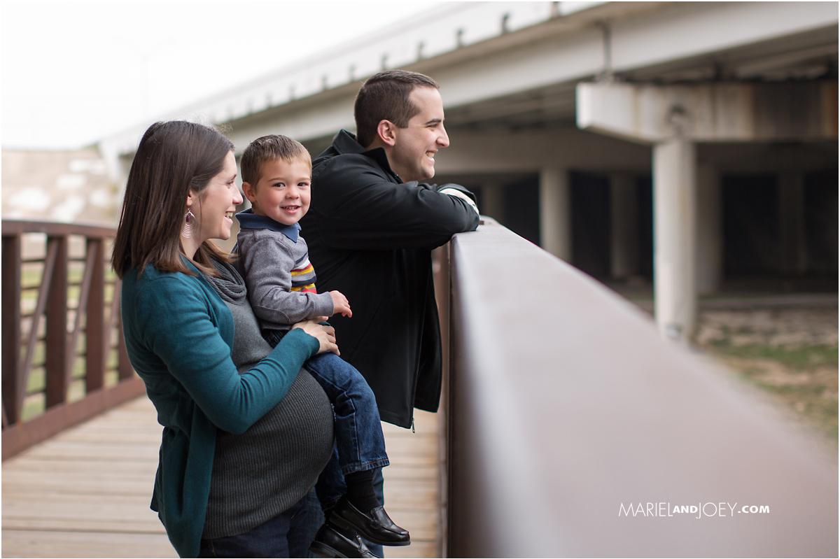 Family and maternity portraits in Round Rock Austin Texas