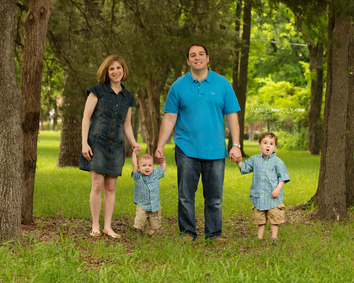 sandler-richardson-family-portraits-MarielandJoeyLifestylePhotography-cover